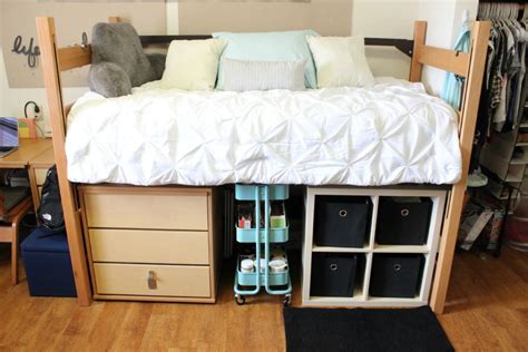 A Dozen Tips for a Super-Organized Dorm Room | Apartment Therapy