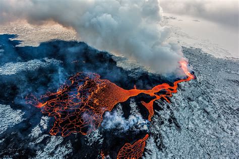 21 Awesome Aerial Photos of Erupting Volcanoes - 500px