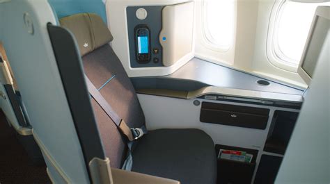 KLM Upgrades its World Business Class with Brand-New Seats - Business ...