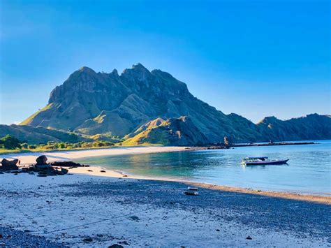 Padar Island of Komodo National Park Complete Guide (Pulau Padar Hike)