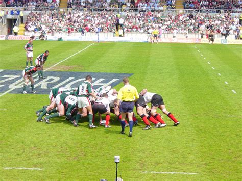 File:Rugby union scrummage.jpg - Wikimedia Commons