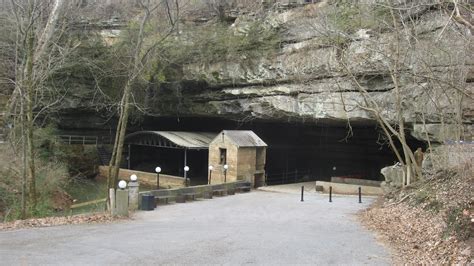 Bowling Green Kentucky's Lost River Cave