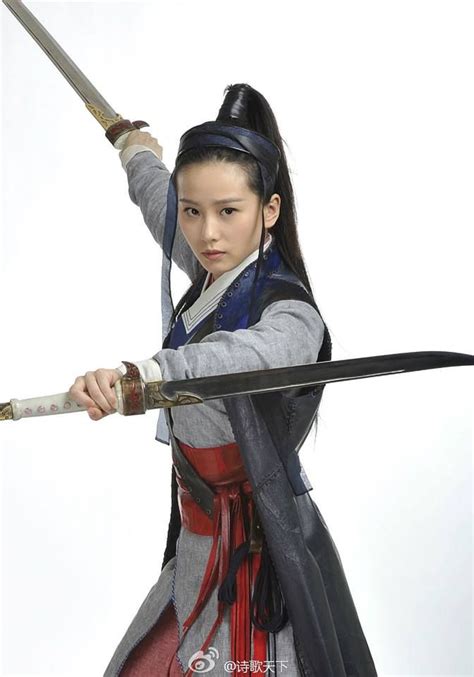 Double Jian Warrior Girl, Fantasy Warrior, Katana Girl, Sword Poses, Character Inspiration ...