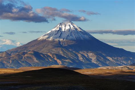 Geography: What Are Mountains: Level 2 activity for kids | PrimaryLeap.co.uk