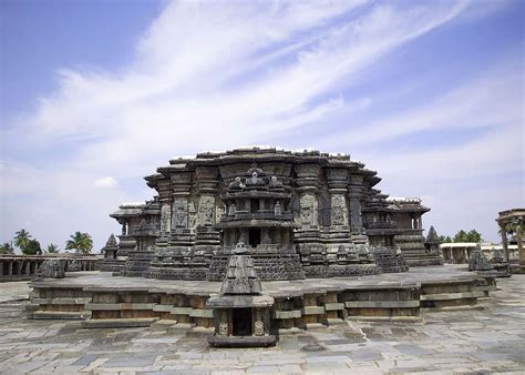 Visit Belur & Halebid on a trip to India | Audley Travel UK