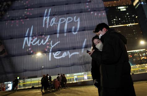 New Year celebrations light up skies as countries ring in 2023 | See ...