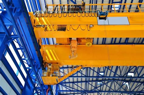 Considerations When Selecting Overhead Gantry Cranes | Previous Magazine