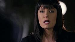 protective!prentiss emily prentiss gif | WiffleGif