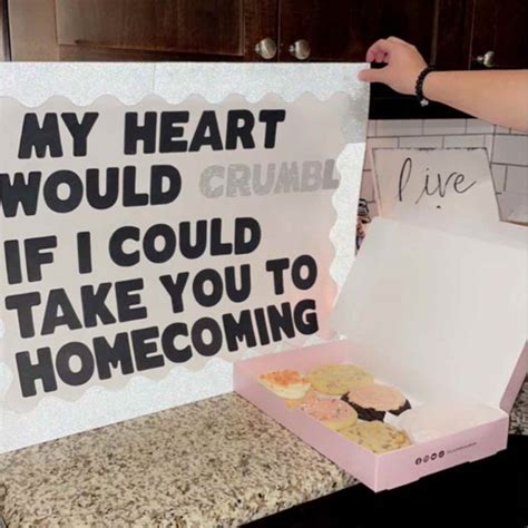 87 Homecoming Poster Ideas That POP - momma teen