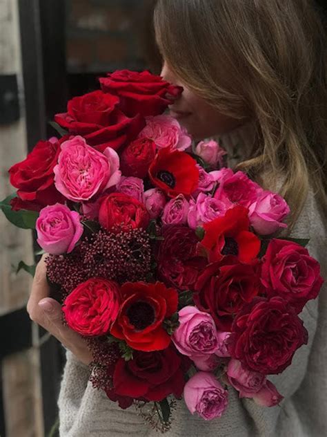 I Love You Flowers: How To Send Flowers To Someone You Love - UrbanMatter