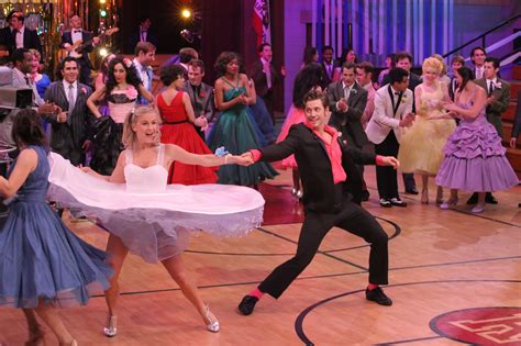 Ratings Update: FOX's "Grease Live!" Draws 12.2M Viewers, Dominates ...