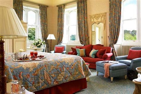 Dromoland Room | Castle rooms, Old world bedroom, Decor interior design