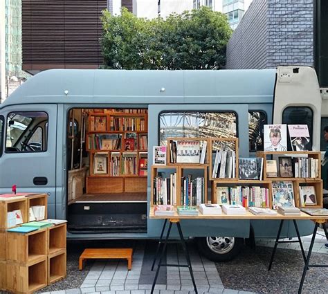 BOOK TRUCK：東京的移動式貨車書店，讓你在公園裡買書看書 ‧ A Day Magazine | Mobile library ...