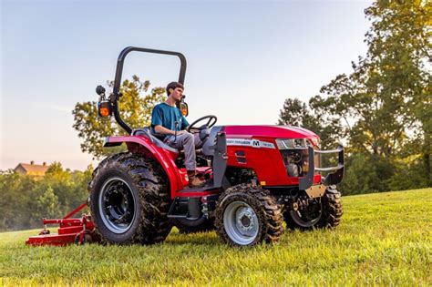 AGCO Introduces Massey Ferguson 1800M and 2800M Series Compact Tractors