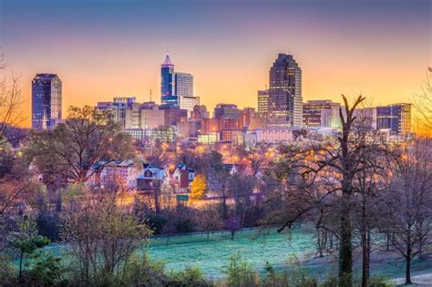 Premium Photo | Raleigh north carolina usa skyline