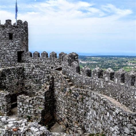 Castelo dos Mouros (Castle of the Moors) – Sintra, Portugal - Atlas Obscura