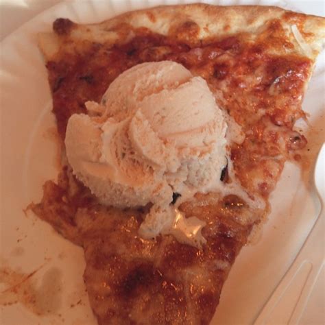 Culinary Collaboration Tops Pizza Flavored Ice Cream on a Slice of Pizza