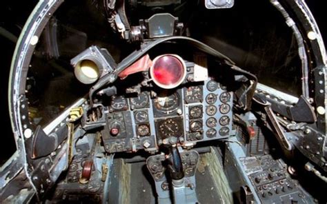 Fighter Jet Cockpits (16 pics) - Izismile.com