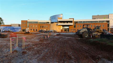 UAH - Photo of the Week - New UAH Student Services Building construction