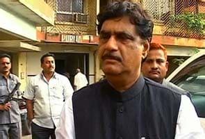 BJP leader Gopinath Munde claims Rs 8 crore was spent during 2009 Lok ...