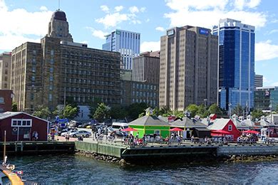 Halifax Waterfront Boardwalk (Halifax, Nova Scotia) 2023 Review & Ratings | Family Vacation Critic