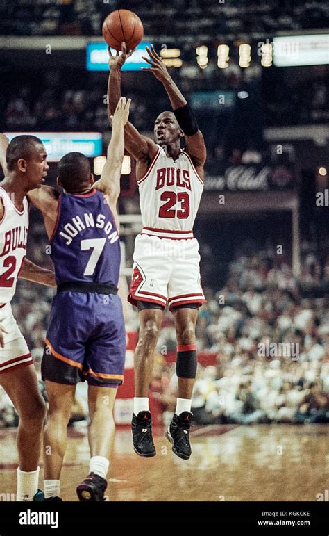 Michael Jordan competing for the NBA Chicago Bulls during the 1993 NBA Finals game 5 Stock Photo ...