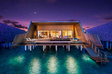 Hotel Rooms & Amenities | The St. Regis Maldives Vommuli Resort