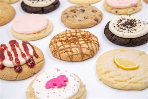 Crumbl Cookies to open first NJ bakery at Seaview Square Mall