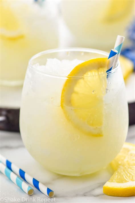 Frozen Lemonade - Shake Drink Repeat