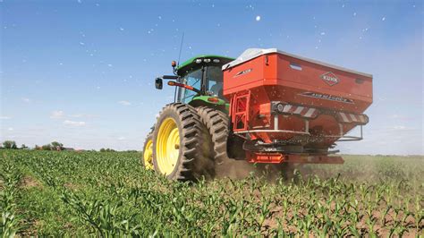 Fertilizer Spreaders | KUHN