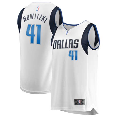 Dirk Nowitzki Jerseys, Shoes and Posters - Where to Buy Them