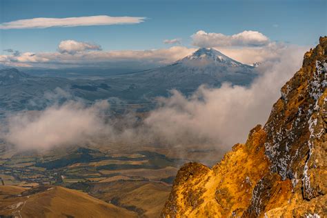 How to climb Cotopaxi without mountaineering experience – Planets Backyard - We travel around ...