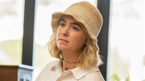 Portia played by Haley Lu Richardson on The White Lotus - Official ...