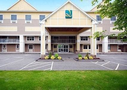 Quality Inn & Suites Evergreen Hotel - SixSuitcaseTravel