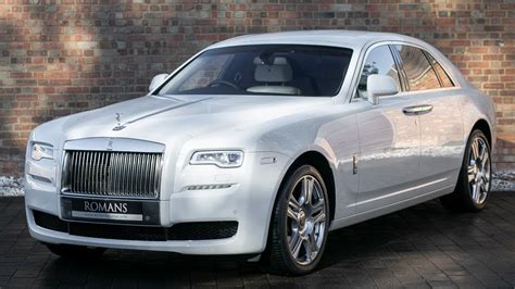 2017 Rolls-Royce Ghost - English White - Walkaround, Features & Interior - High Quality - YouTube