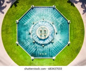 Water Fountain Top View Images, Stock Photos & Vectors | Shutterstock