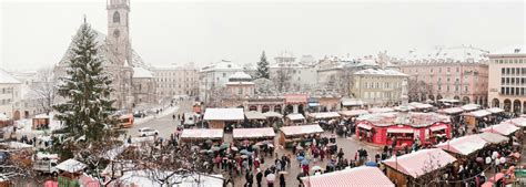 Bolzano Christmas Market 2023 - Dates, hotels, things to do ...