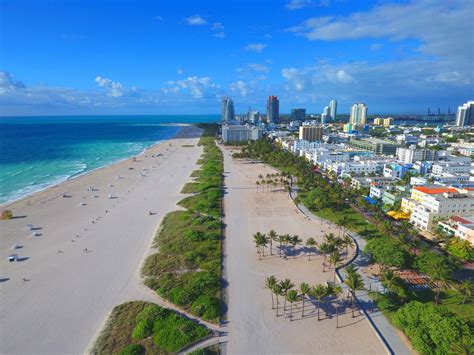 Leading Luxury: South Beach Miami Hotels