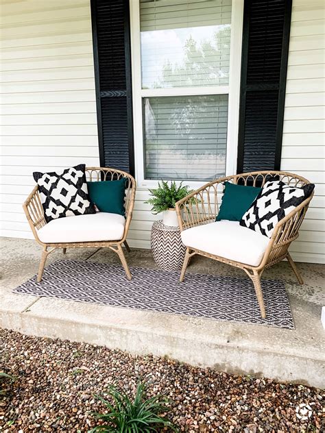 20+ Furniture For A Small Porch – DECOOMO