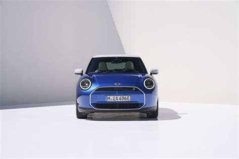 View Exterior Photos of the 2025 Mini Cooper Electric | Mini cooper, Mini, New mini cooper