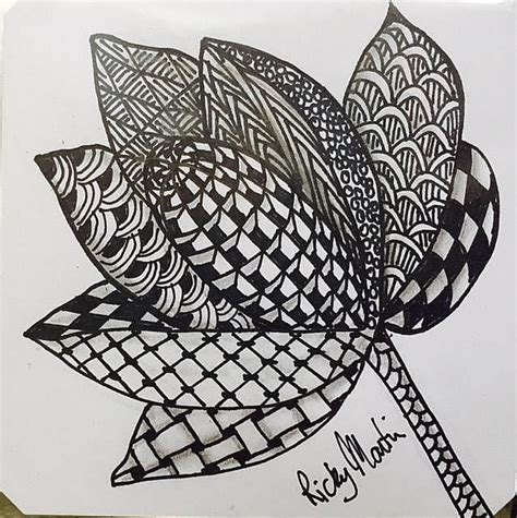 Flower Zentangle Inspired | Zentangle art, Zen doodle art, Tangle art