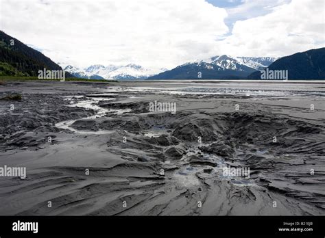 Sand flats on Turnagain Arm, Cook Inlet, Alaska, USA Stock Photo - Alamy