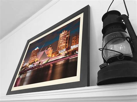 Milwaukee Skyline & Milwaukee Art Museum Full Color, Gloss Print Wisconsin Nightscape canvas ...