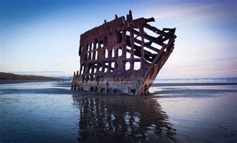 Peter Iredale Shipwreck Oregon Coast - Morrisey Productions