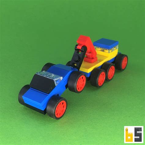 Micro breakdown truck and car – kit from LEGO® bricks – The Brickworms