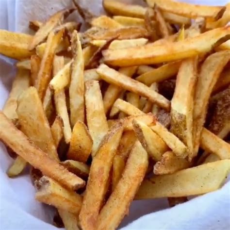 Copycat Five Guys Cajun Fries Recipe (Air Fryer Or Oven) | atelier-yuwa ...