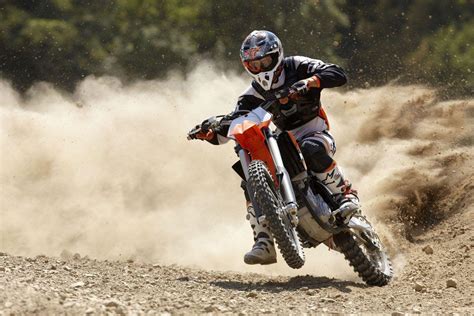 Dirt Bike Wheelie Wallpapers - Top Free Dirt Bike Wheelie Backgrounds ...