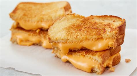 American Grilled Cheese Recipe - BettyCrocker.com