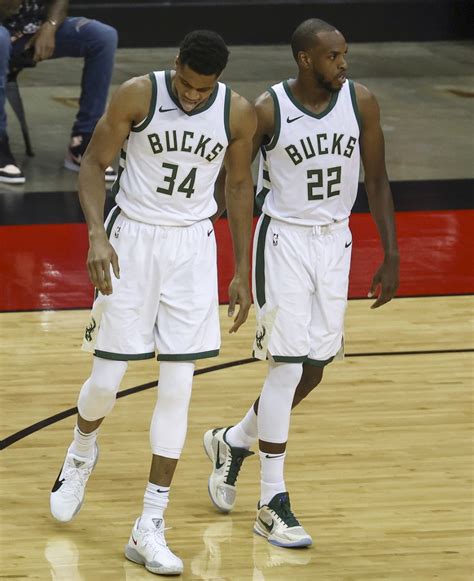 NBA News: Milwaukee Bucks' Injury Report in Massive Game with Miami Heat - Sports Illustrated ...