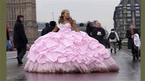 Big Gypsy Wedding Dresses - YouTube